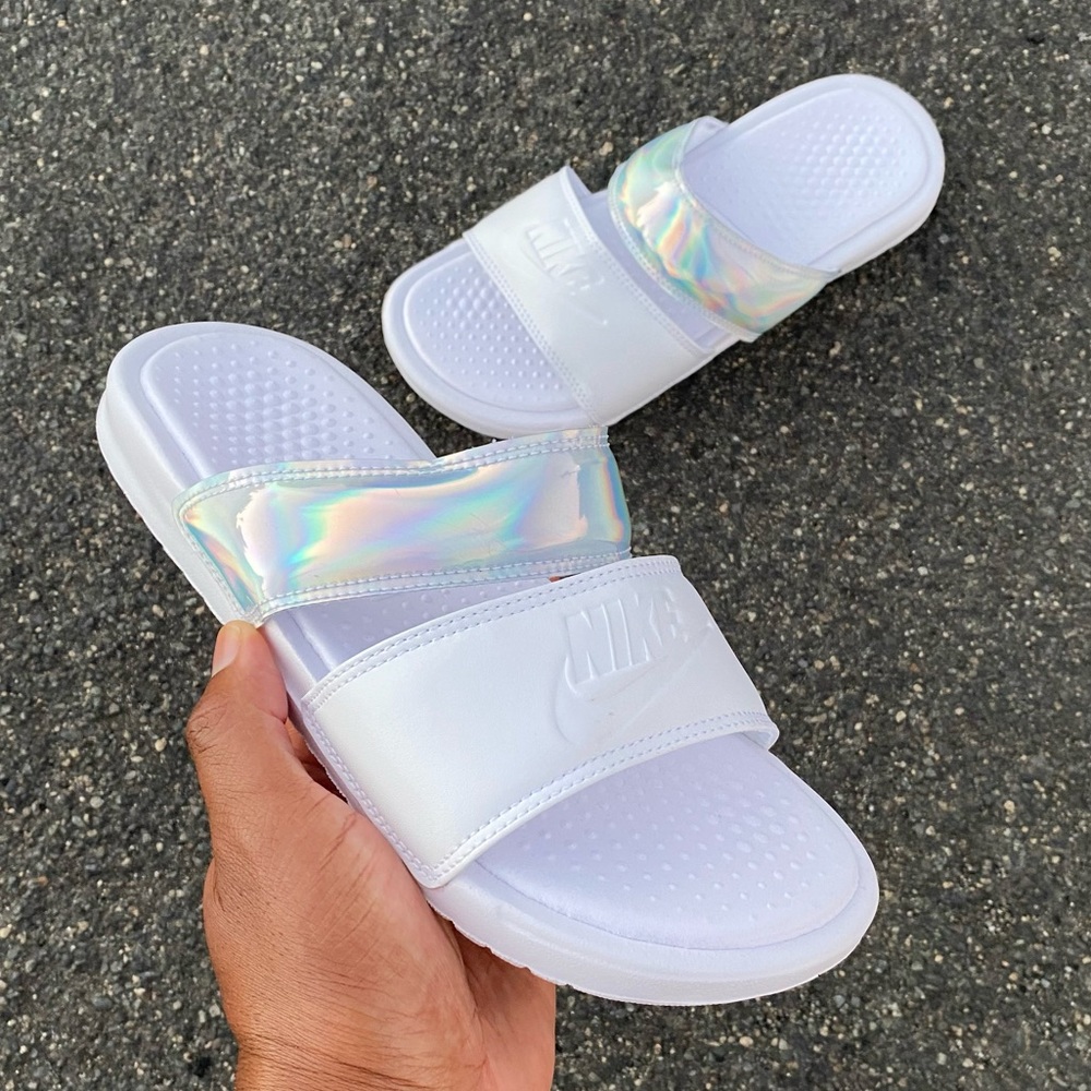 WMNS NIKE BENASSI DUO ULTRA SLIDES - Picture 1 of 3